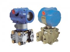 �׃����